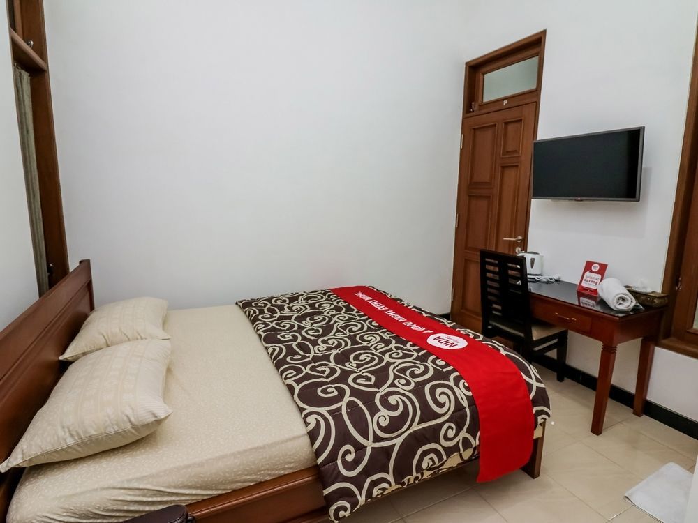 Puri Kusuma Guest House Табанан Экстерьер фото